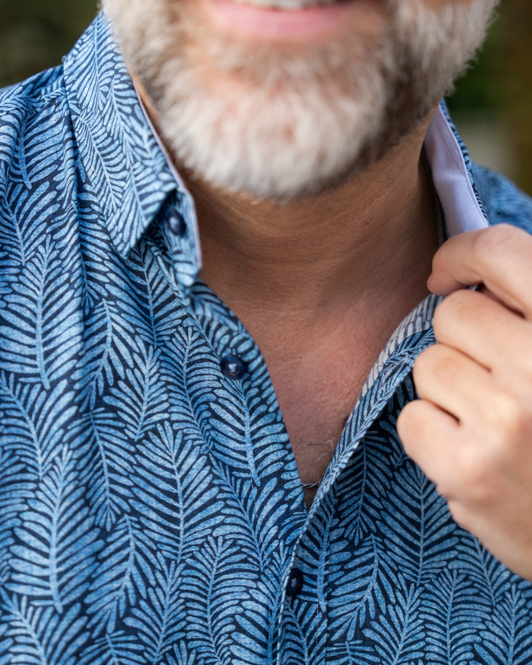 Chemise décontractée avec impression graphique en bleu (art. 2517-C)