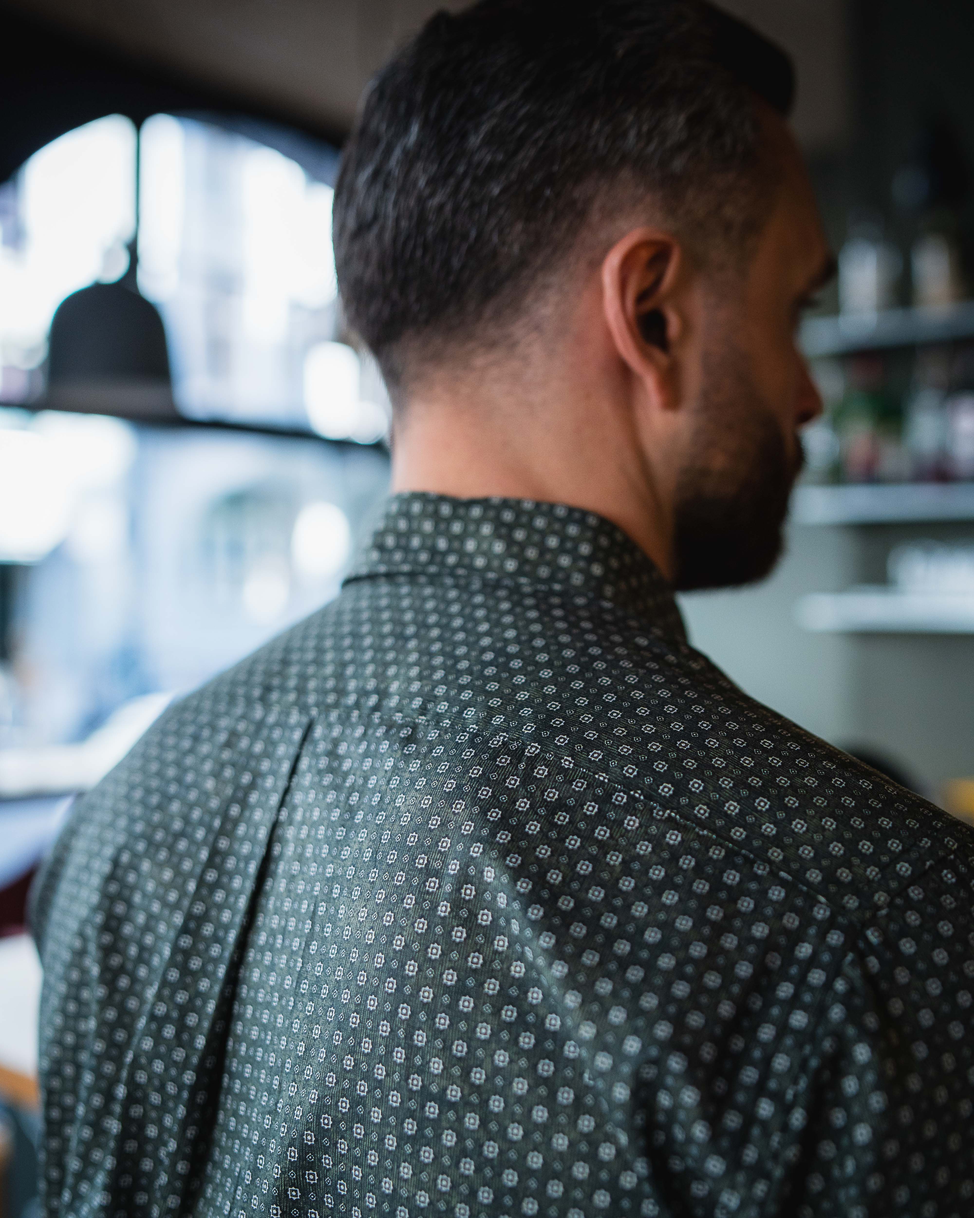 Freizeithemd mit Grafikprint in Grün (Art. 2702-C)