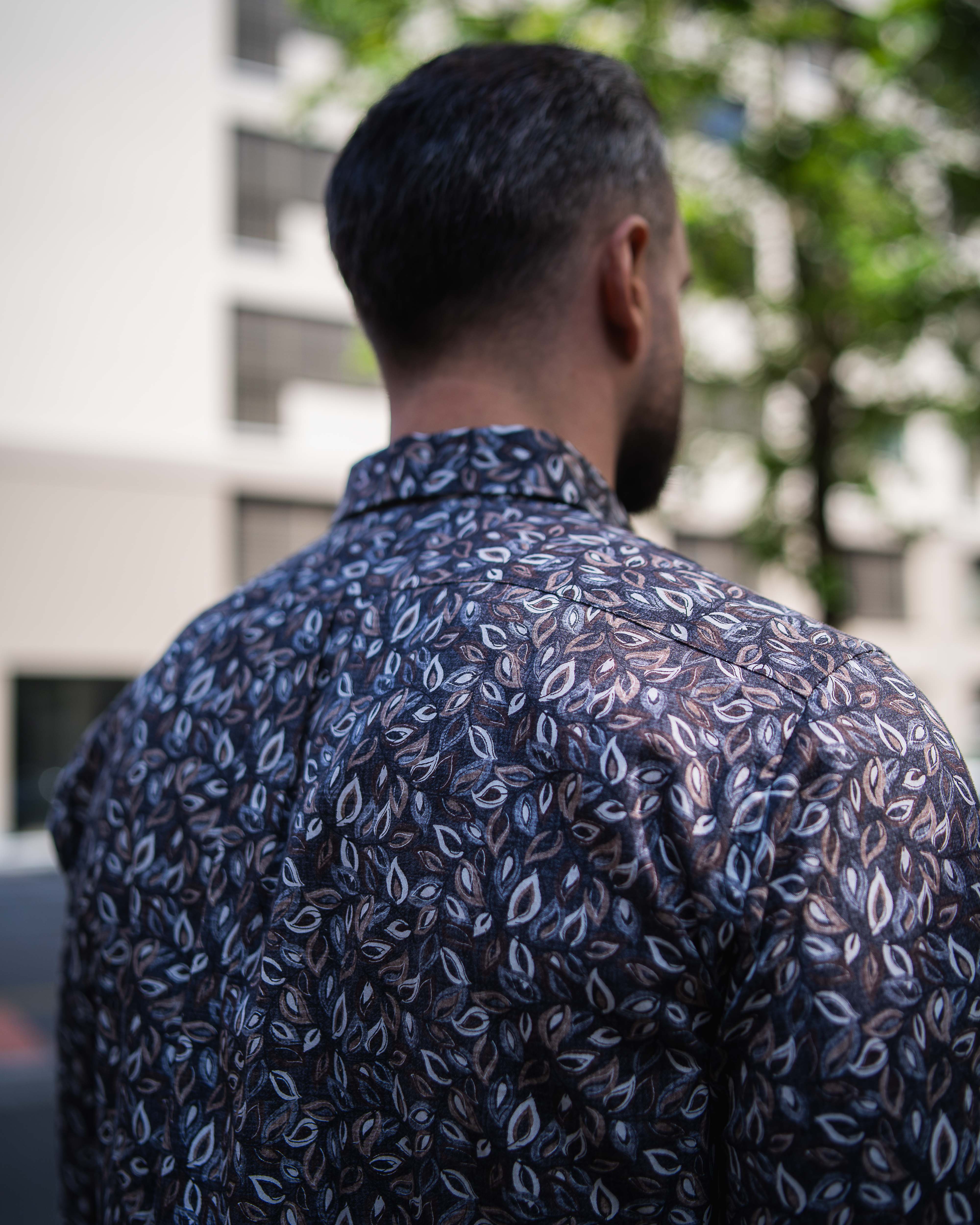 Freizeithemd mit Grafikprint in Braun (Art. 2722-C)