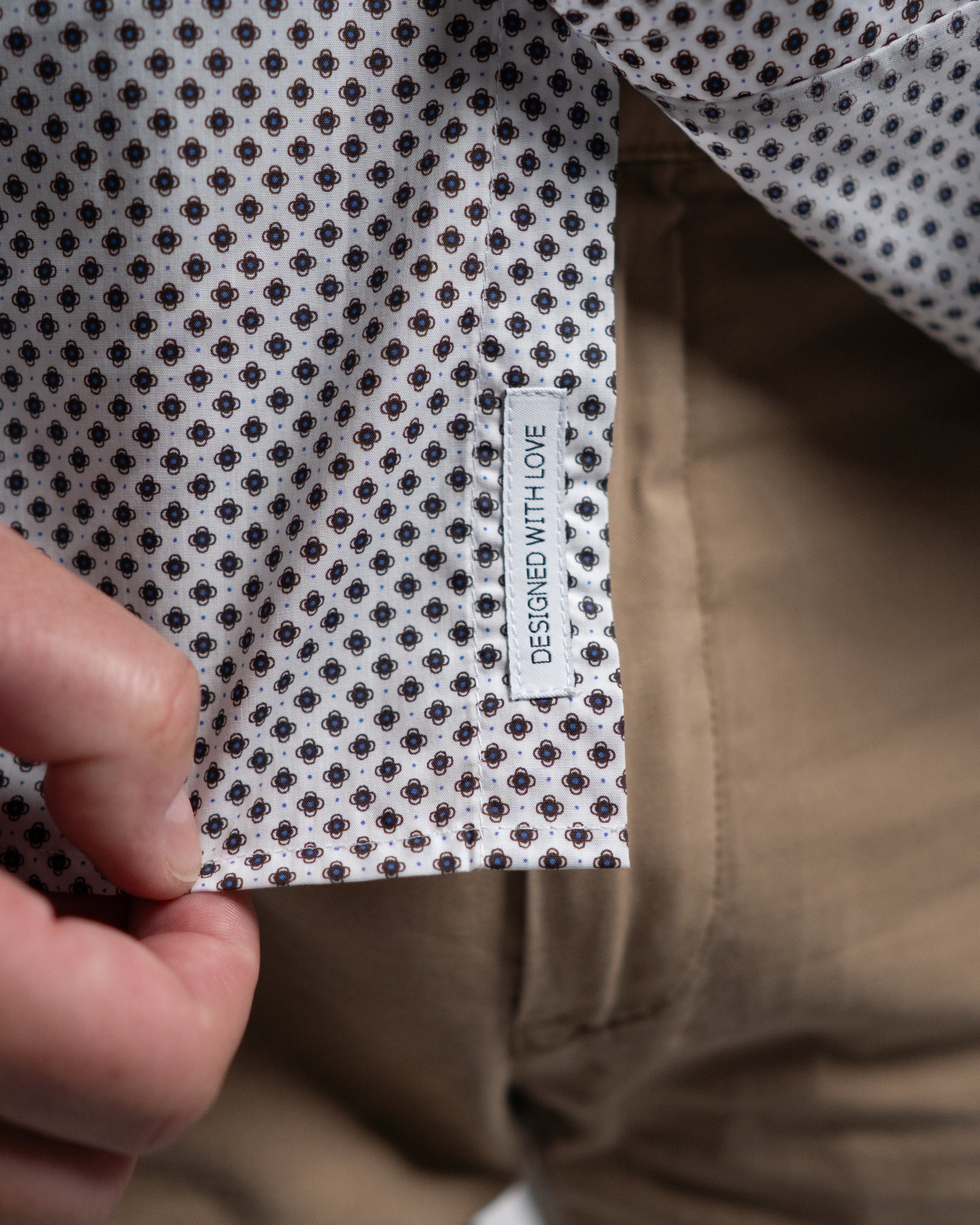 Casual shirt with minimal print brown/blue (Art. 2417-C)