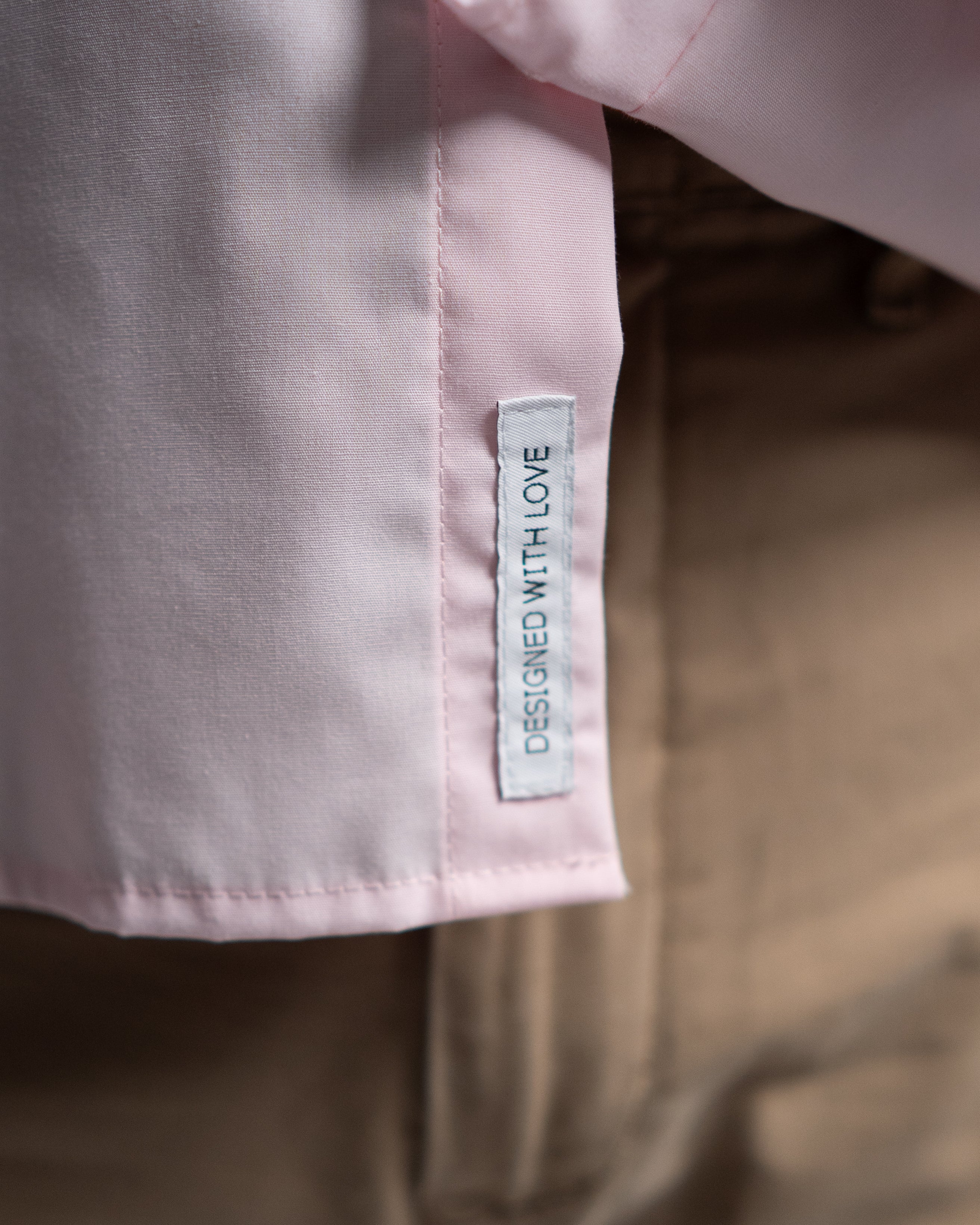 Easy-iron casual shirt with print pattern in collar and cuff in pink (item 1015-C)