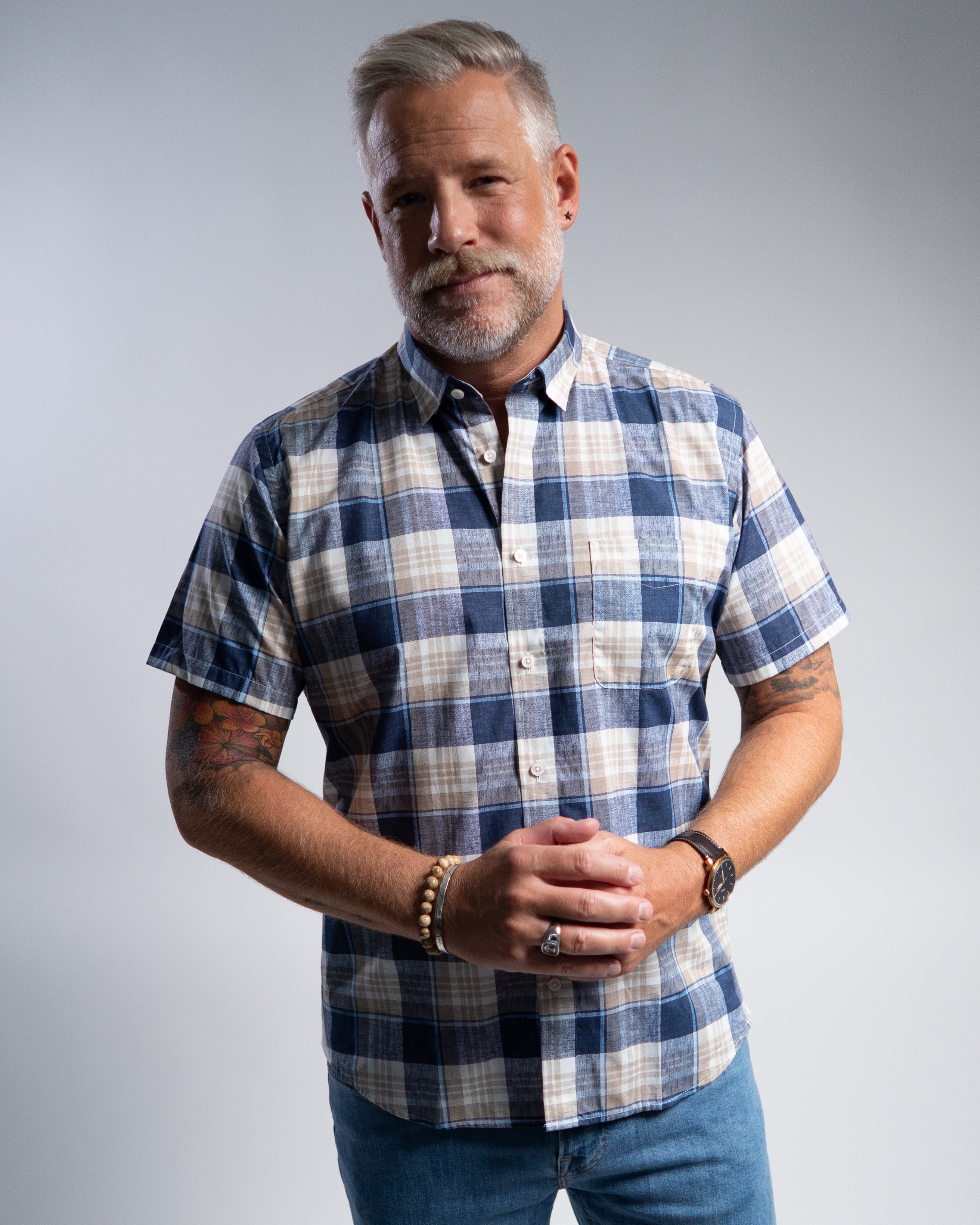 Chemise contre-avec un styles de beige / marine (art. 2244-c-ka)