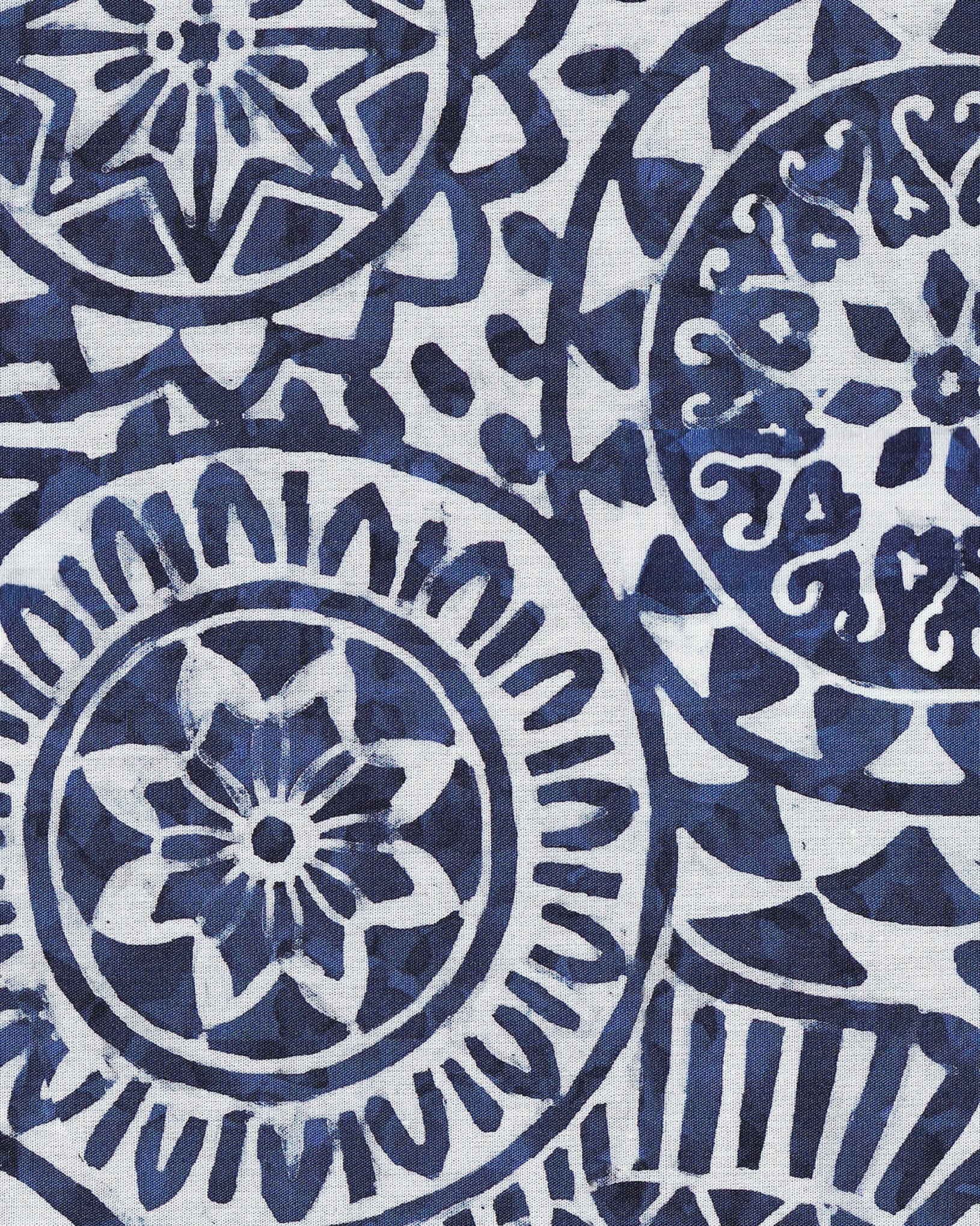 Chemise décontractée avec imprimé graphique en marine (art. 2511-C)