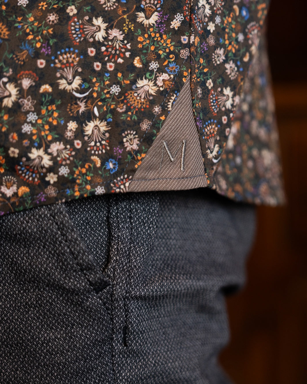 Casual shirt with floral print brown (Art. 2302-C)