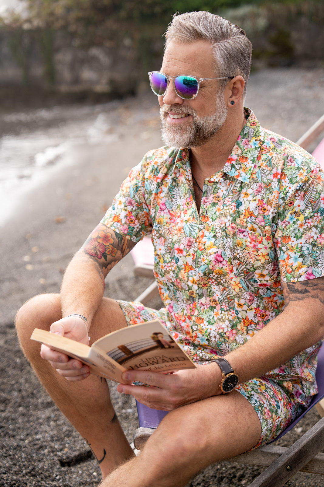 Hawaiian shirt with colorful floral print (Art. 2544-BS)