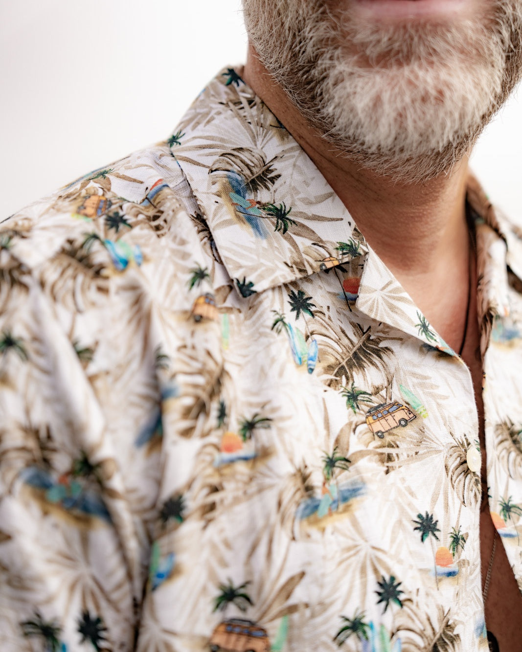 Chemise hawaïenne en lin avec imprimé plage en beige (art. 2546-BS)