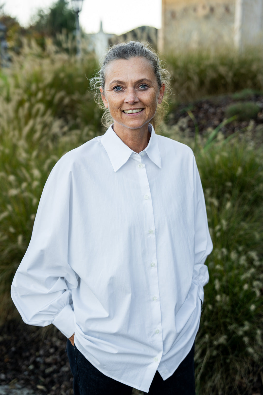 Fashionable blouse AMÉLIE with batwing sleeves in white (Art. 1001D-A)