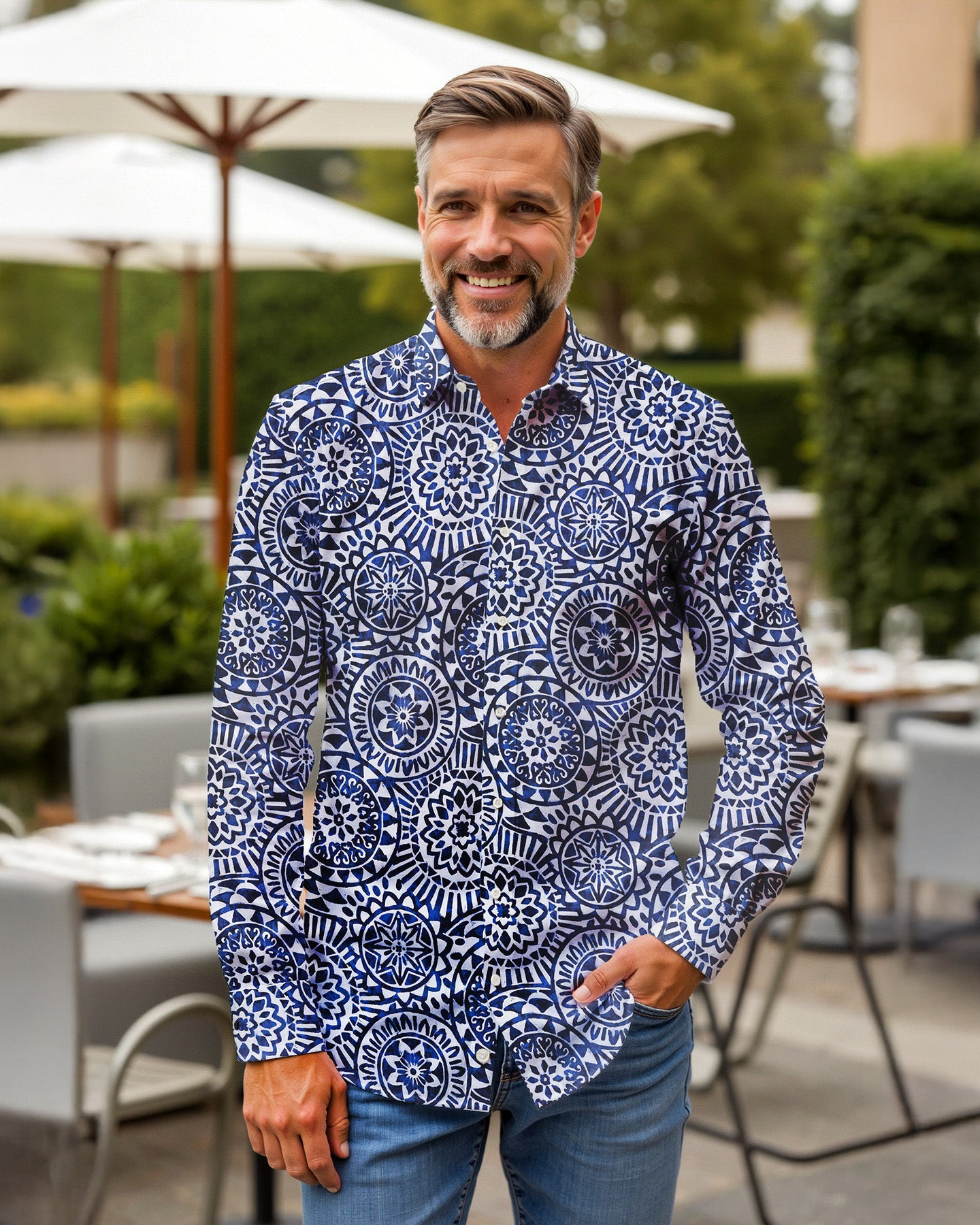 Chemise décontractée avec imprimé graphique en marine (art. 2511-C)