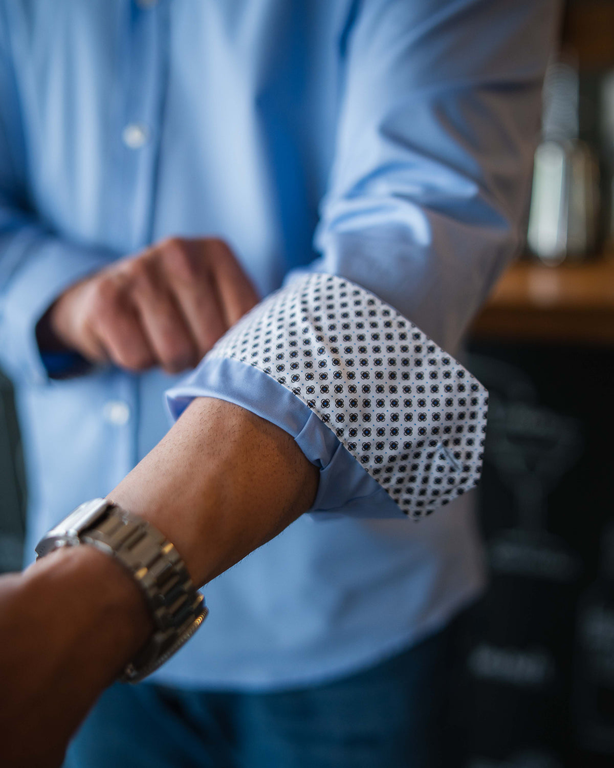 Bügelleichtes Freizeithemd mit Printmuster in Kragen und Manschette in Hellblau (Art. 1012-C)