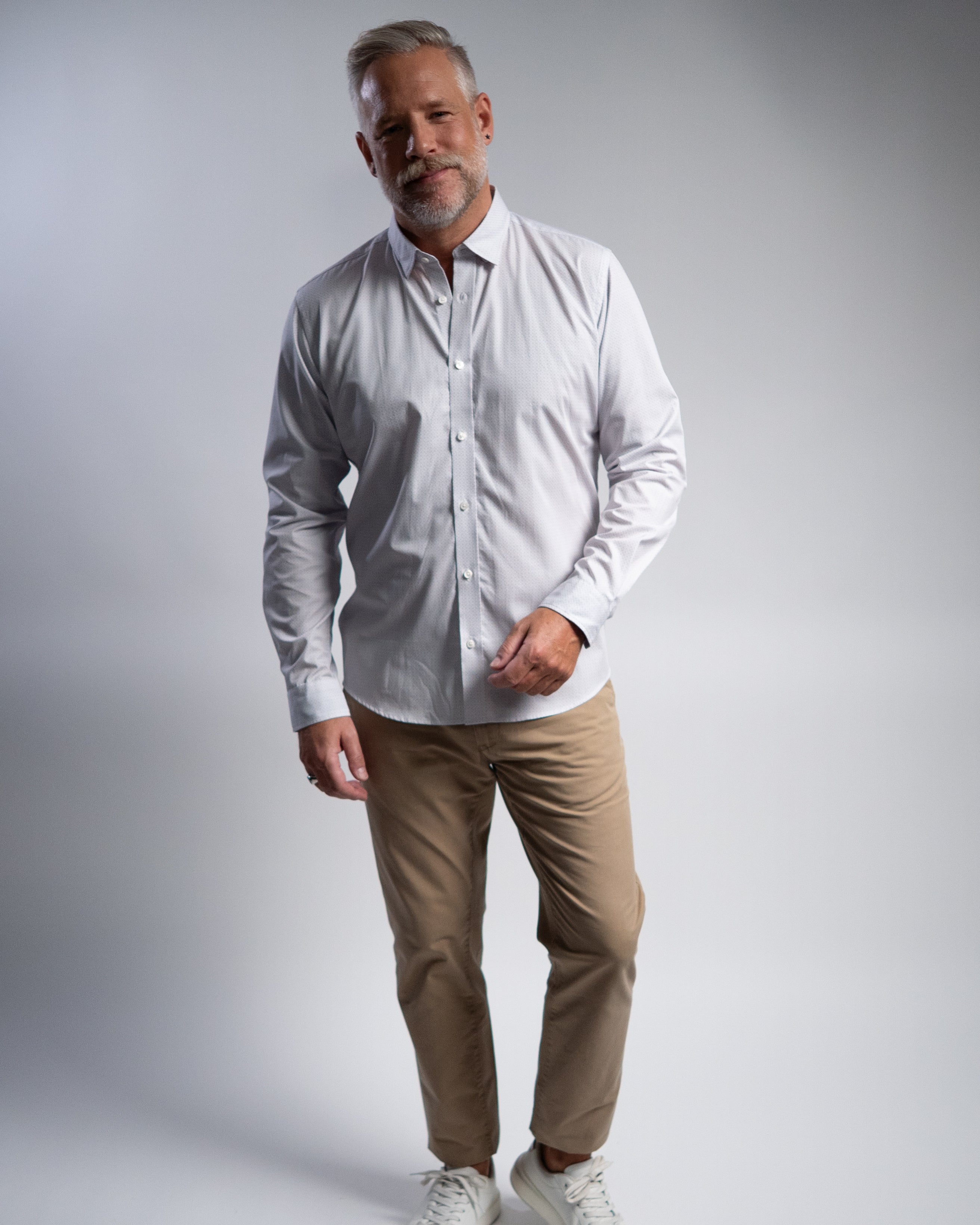 Chemise de loisir à motif graphique gris clair (art. 2240-C)
