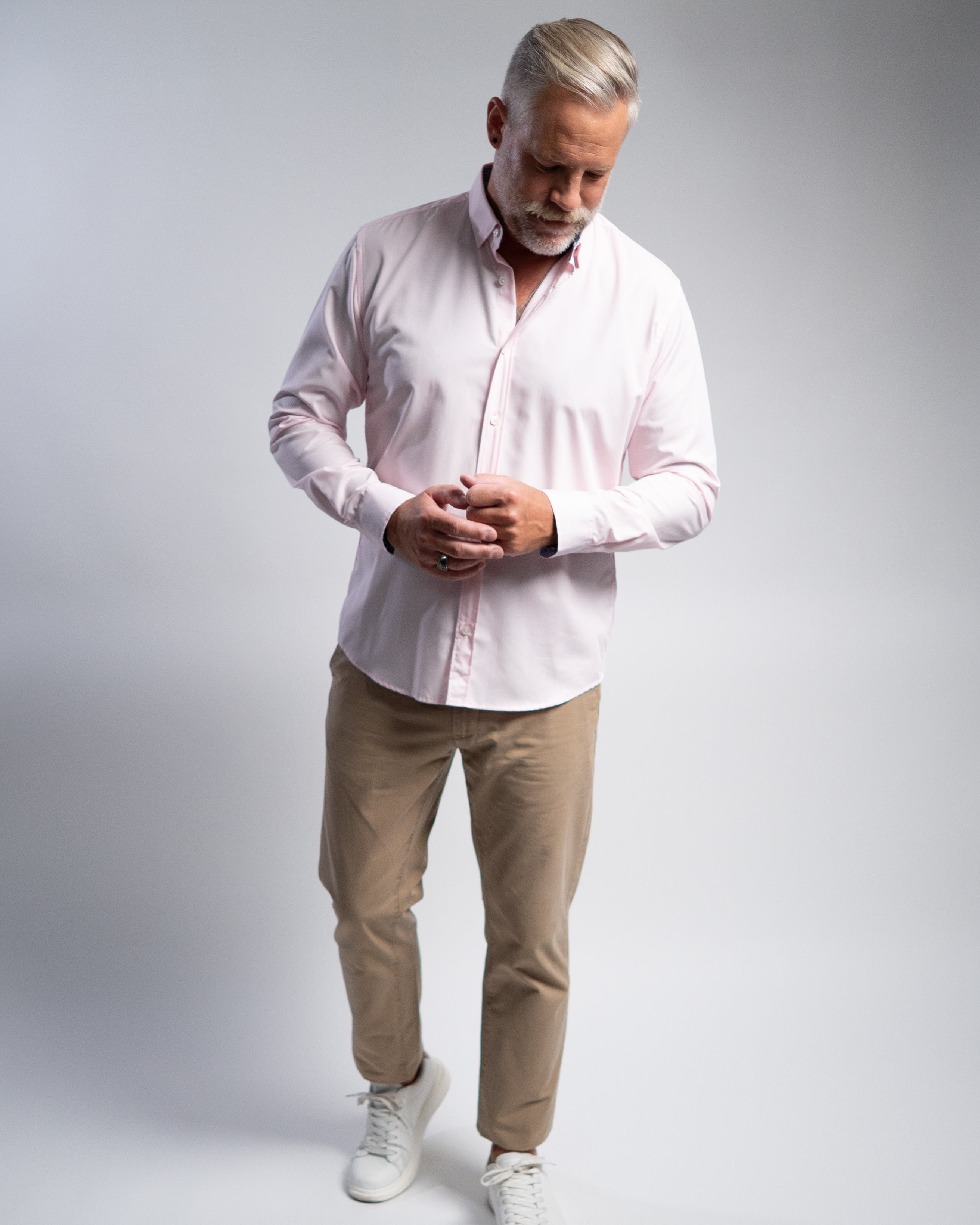 Easy-iron casual shirt with print pattern in collar and cuff in pink (item 1015-C)