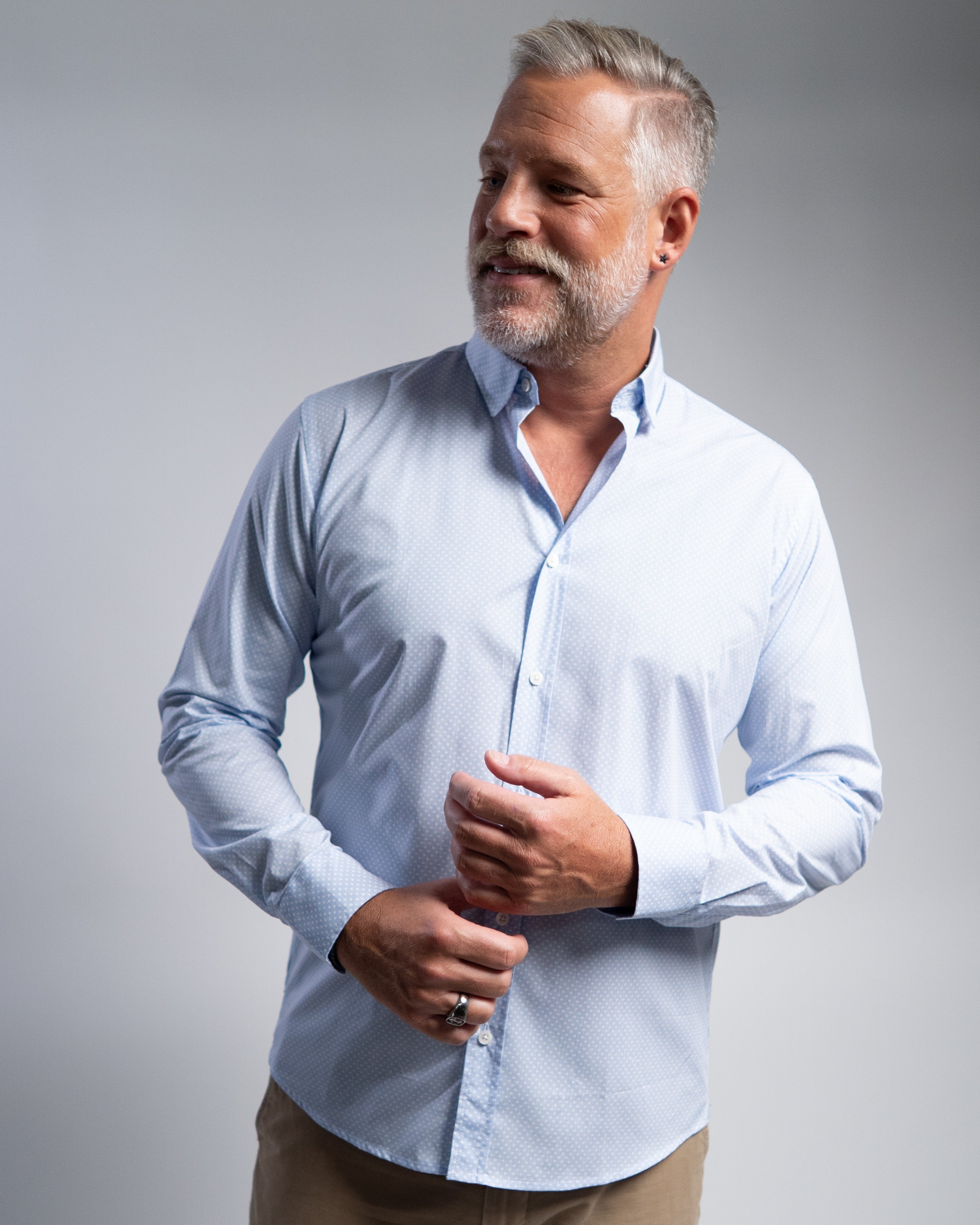 Chemise de loisirs à imprimé minimal bleu clair (art. 1163-C)
